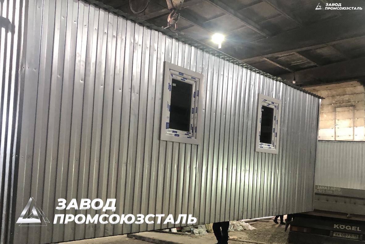 bytovka-sklad-24h24h6-m.-dlya-hraneniya-instrumenta.-uteplenie-50-mm.-srok-izgotovleniya-6-dnej.-otpravlyaem-v-g.-habarovsk. Бытовка для склада 2,4×2,4×12 м